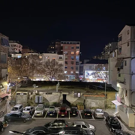 Komatas Modern In Bllok Area Apartament *