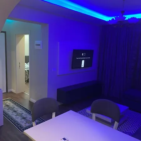 Komatas Modern In Bllok Area アパート *
