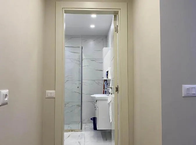 Komatas Modern In Bllok Area Daire Tiran